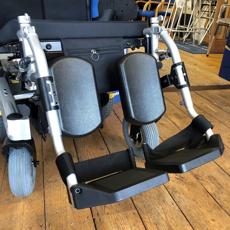 Pair of Elevating Leg Rests for Pride Fusion Powerchair